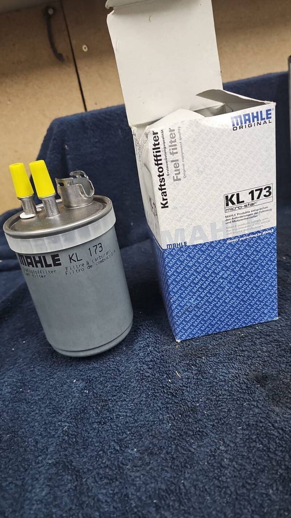 Kraftstofffilter FORD:	10088053 1069071 1069073 1079271 1088053 2042989 EFG330 XS4J9176AA XS4Q9155CB XS4Q9155CC XS4Q9176AA XS4Q9176AB