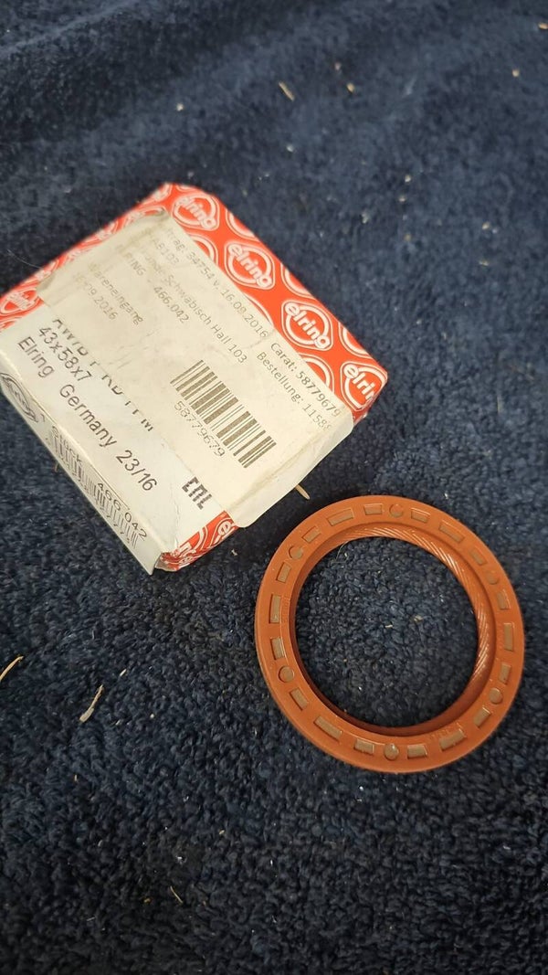 Wellendichtring  CHRYSLER:	52108424AA DODGE:	52108424AA HONDA:	91212-PNC-003 91212-PNC-004 91212-R1B-A01 91212-RBD-E01 91212-RBD-E02 91212-RNA-A01 91212-RTA-A03 JEEP:	52108424AA MERCEDES-BENZ:	010 997 49 47 010 997 50 47 013 997 09 46 018 997 04 47 A 010