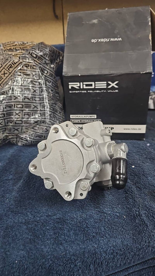 Servopumpe Ridex AUDI:	8D0145156T 8D0145156TX SKODA:	8D0145156T 8D0145156TX VAG:	8D0145156T 8D0145156TX 8D0145177Q VW:	8D0145156T 8D0145156TX