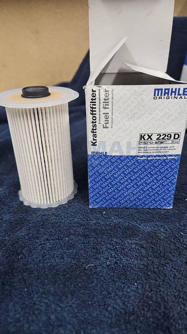 Kraftstofffilter FORD:	1352443 1352444 4M5Q9155AB 5M509176AA 5M5Q9176AA