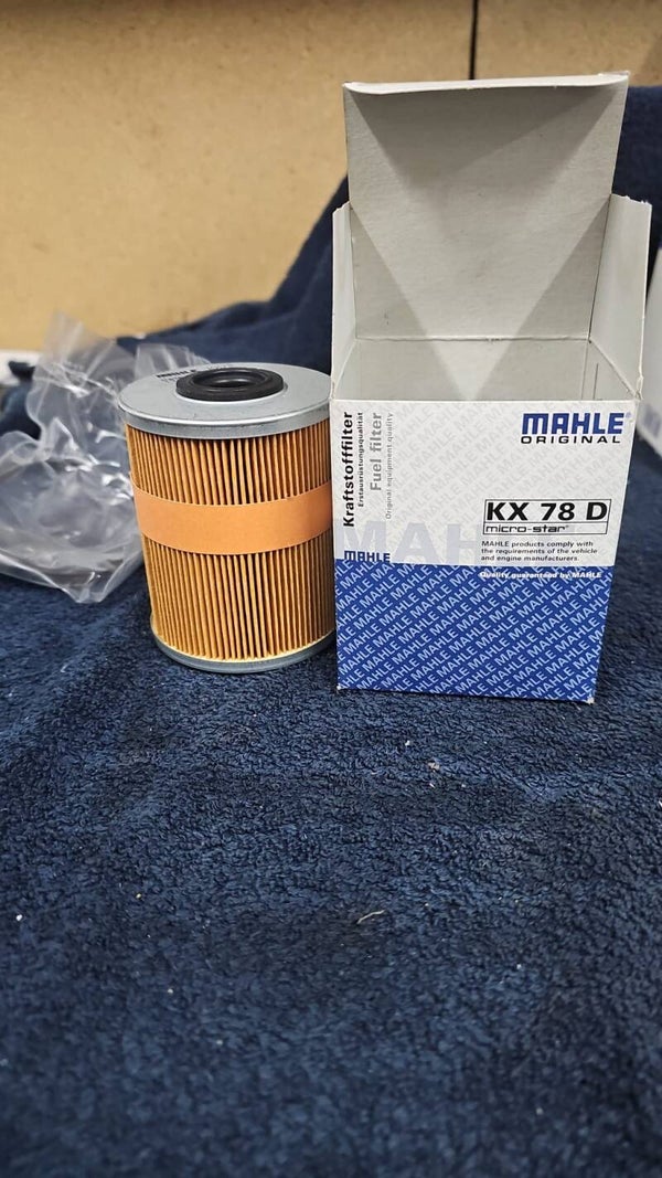 Kraftstofffilter CHEVROLET:	09200942 90444501 90509799 90581645 9200942 GMC:	09200942 13203637 13333981 90502715 90542912 91162441 9129137 9200942 OPEL:	00818531 0813006 0813008 0813023 0813026 0813031 0813046 0813050 0818001 0818004 0818531 0818536 08185