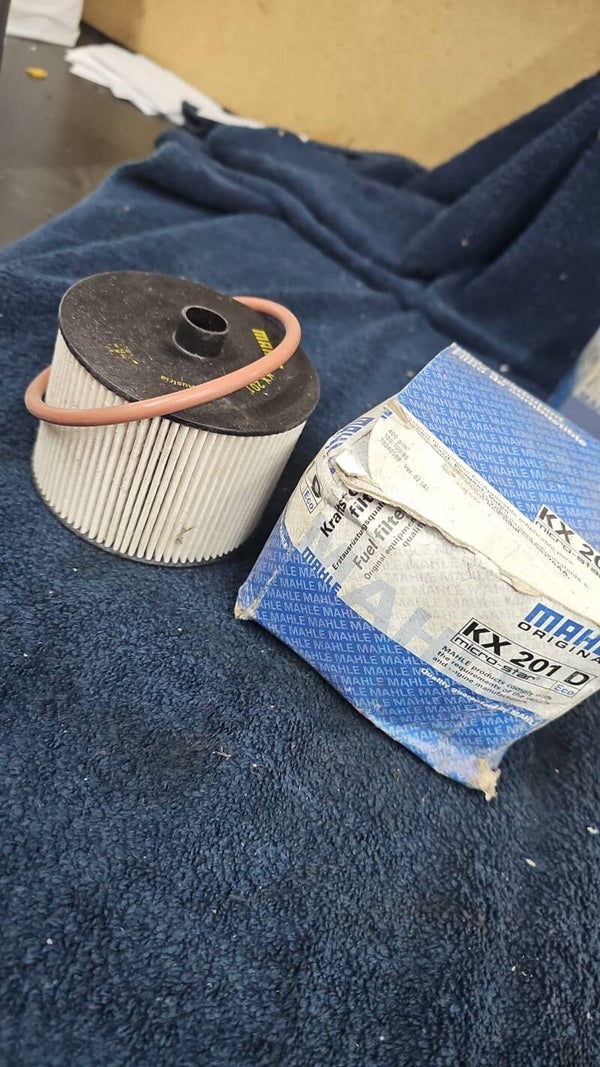 Kraftstofffilter CITROËN:	190177 190689 190690 1906C0 E148050 E148139 FIAT:	9401906898 9467621680 FORD:	1313852 13138563 1318563 1346963 3M5Q9155AB 3M5Q9155AC 3M5Q9176AA LANCIA:	9401906898 9467621680 PEUGEOT:	190177 190689 190690 1906C0 E148050 E148139 TO