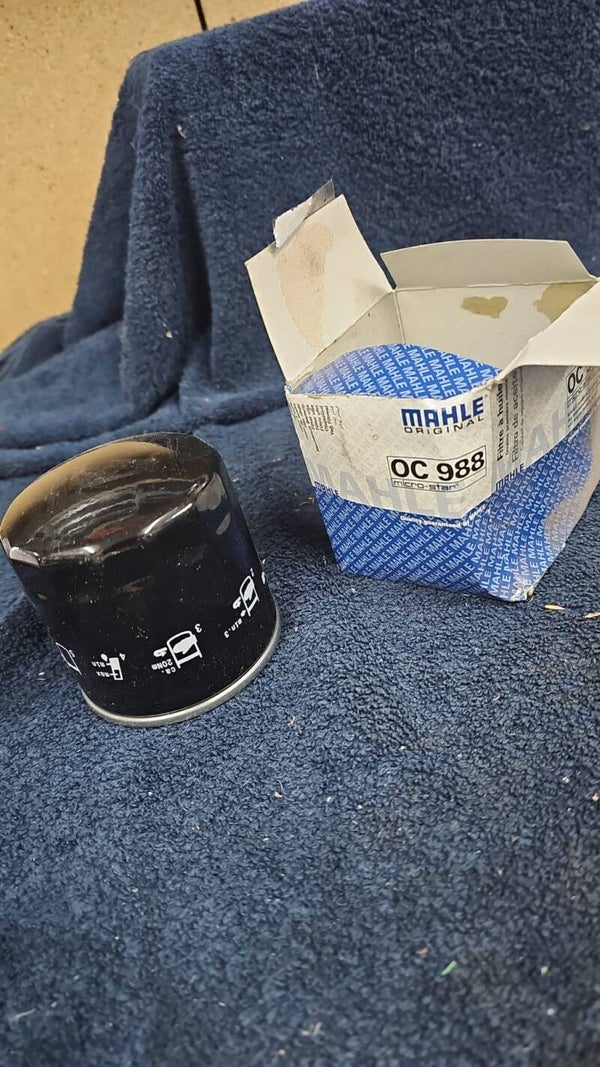 Ölfilter OC-988 AUDI:	5020700025 J9091520001 J9091520003 BMW:	0306483 11420306483 11427791059 7791059 CATERPILLAR:	9Y4493 CUPRA:	5020700025 J9091520001 J9091520003 FARYMANN DIESEL:	491056 GMC:	9975227 JOHN DEERE:	AM101207 LEXUS:	9091503002 9091520001 9091
