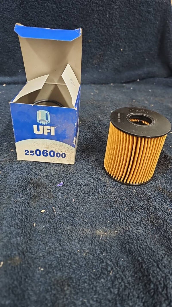 Ölfilter  2506000   CITROËN:	1109-AH 1109-AJ 1109-CK 1109-CL 1109-X4 1109-Z0 1109-Z2 1629084080 9467645080 9818914980 FIAT:	9467521180 9467558380 9662282580 FORD:	1303476 1373069 1427824 1717510 3M5Q-6744-AA 6C1Q-6744-AA JAGUAR: