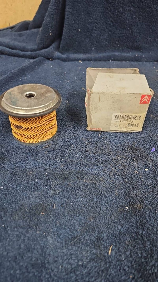 Kraftstofffilter 190643   AUDI:	028115561B 068115561E CUPRA:	028115561B 068115561E FORD:	1037150 1085801 1318700 1318701 3U7J6714AA 3U7J6714BA 95VW6714BB 97VW6714AA EFL401 EFL402 SEAT:	028115561B 068115561E SKODA:	028115561B 068115561E