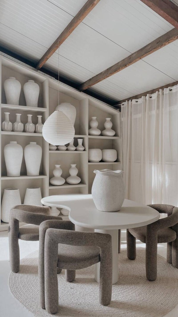 DINING TABLE STUDIO | IN STOCK