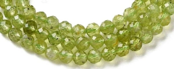 4mm *streng* faceted Peridoot  grade A