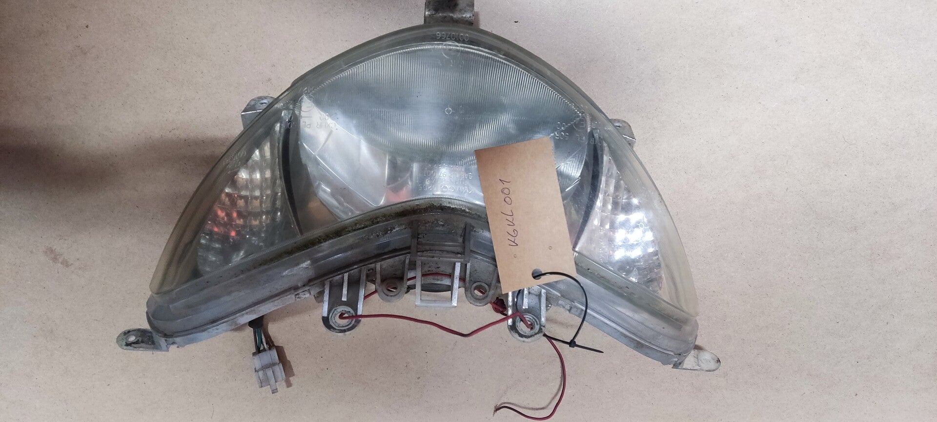 Koplamp Kymco Grandink 50.