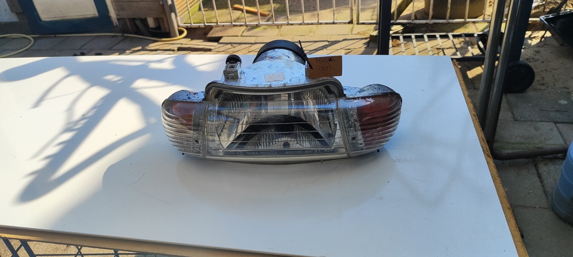 Koplamp Peugeot Elyseo