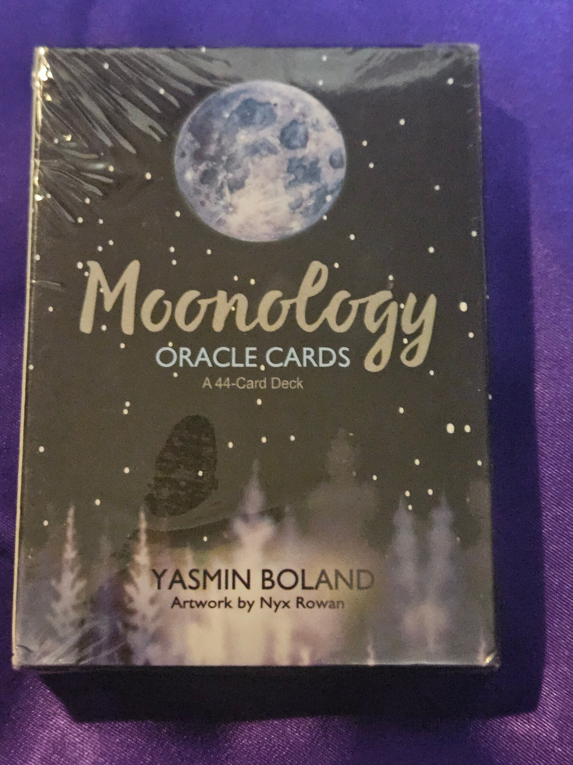 MOONOLOGY ORACLE CARDS BY YASMIN  BOLAND