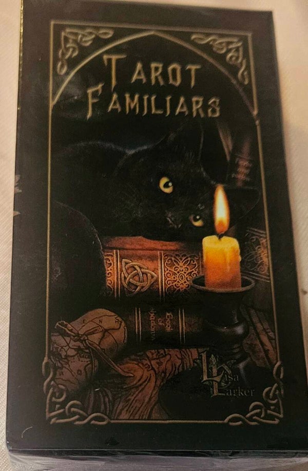 TAROT FAMILIARS ORACLE CARDS