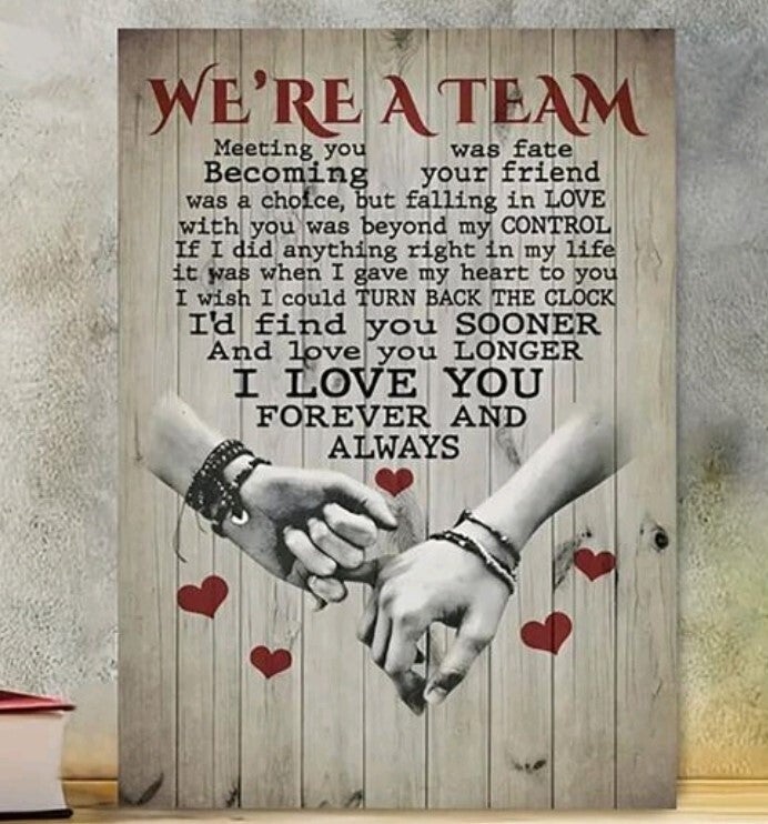 WE ARE A TEAM
