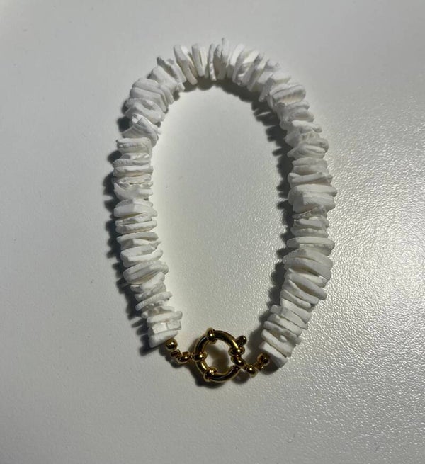 The beach bracelet