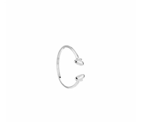 The open Heart Ring