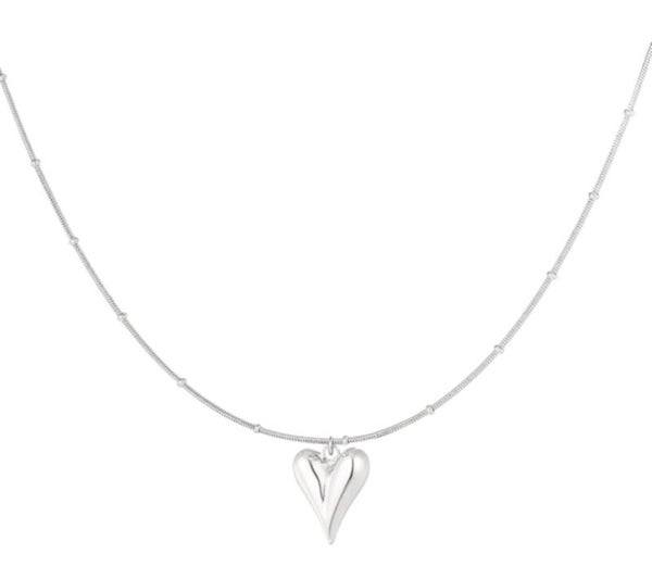 The one heart necklace