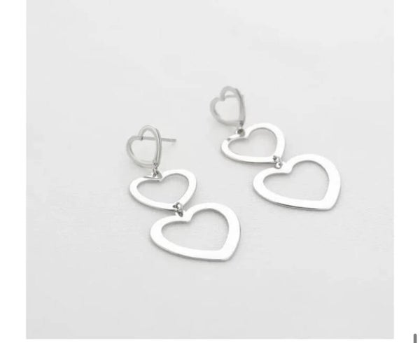 The heart earrings