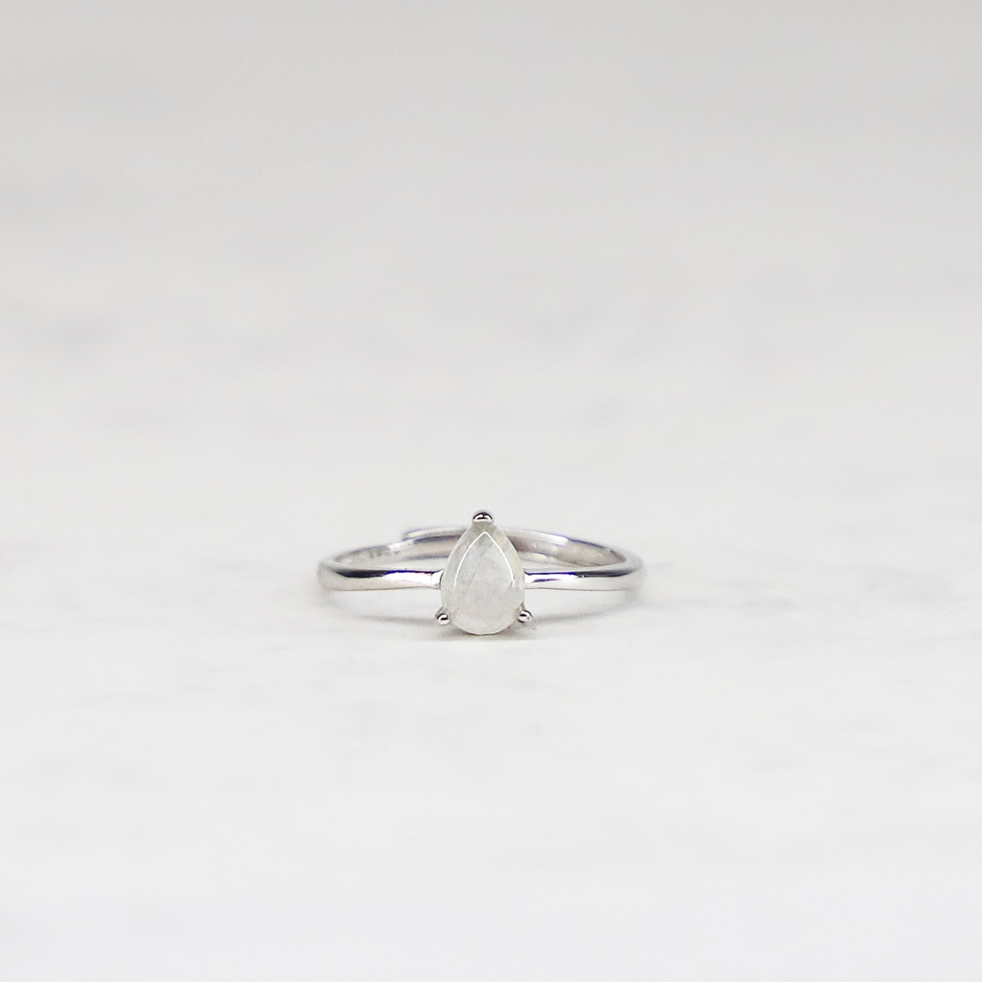 Maansteen Ring #403a