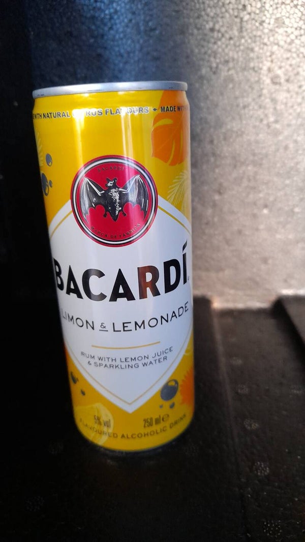 Bacardi limon&lemonade