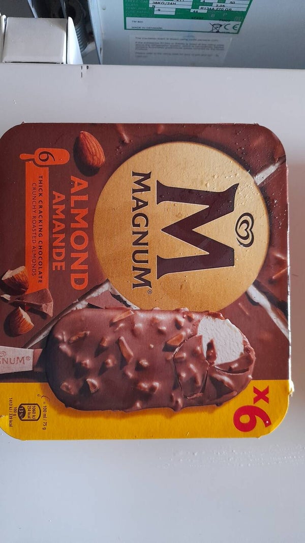 6 magnum almond