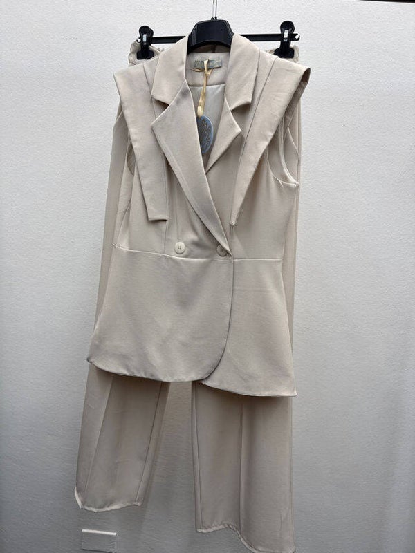 Ensemble Nina Beige - TU