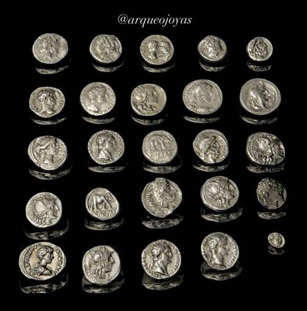 Denarios de distintos emperadores y republicanos