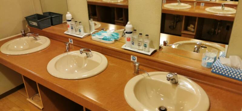 Übernachtung im Kapsel-Hotel Japan | www.japan-blog.com