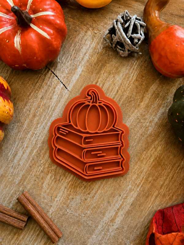 Emporte-pièce Livres et Citrouille 🎃