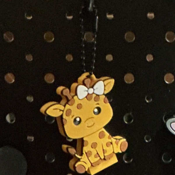 Giraffe Can Tab Opener