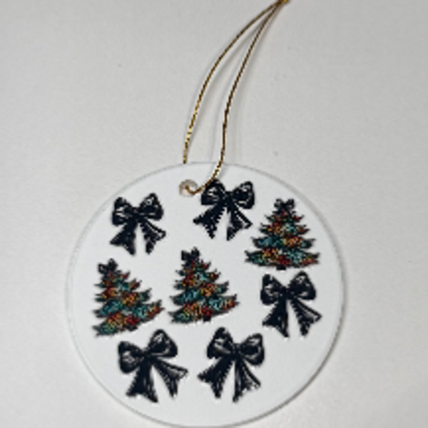CHRISTMAS ORNAMENT - TREE AND BOW