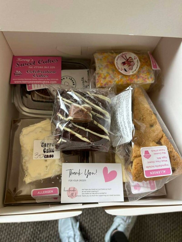 Large Mixed Box 7 items