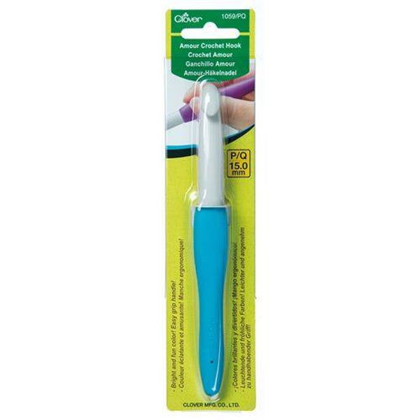 Clover 1059 Amour Soft Touch crochet hook 15.0mm