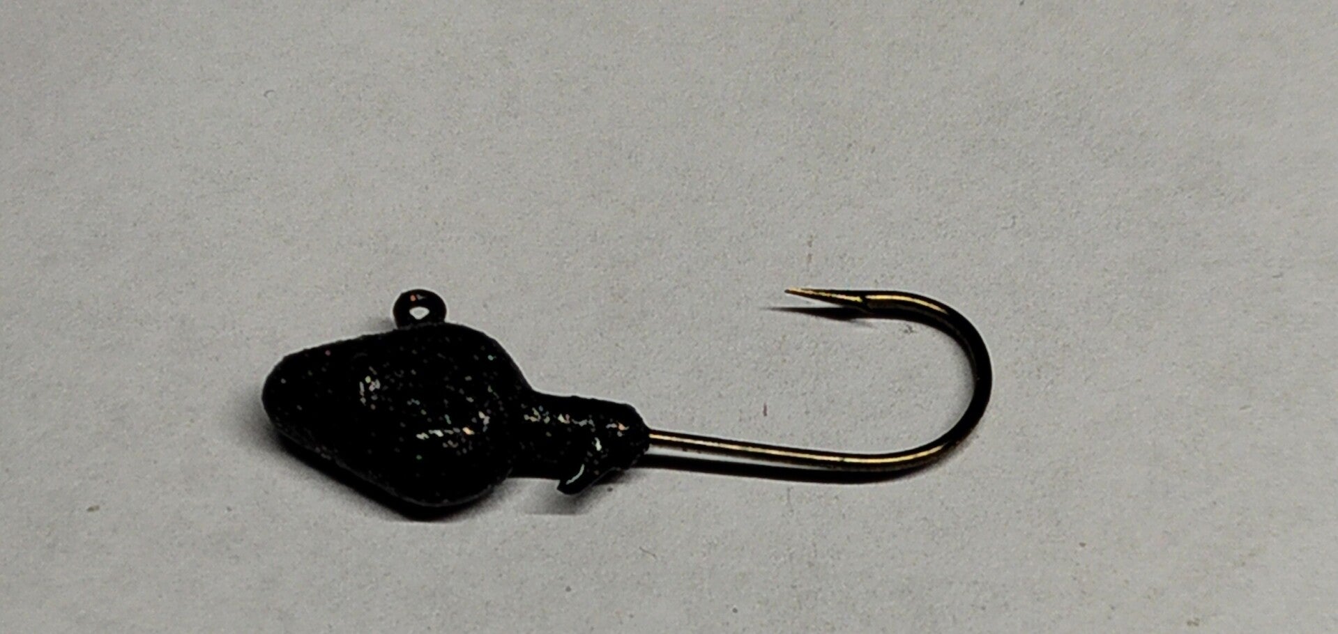 5.8 gms minnow speckled black