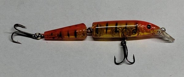 boat articulated sinking hard plastic bait red black 9gms