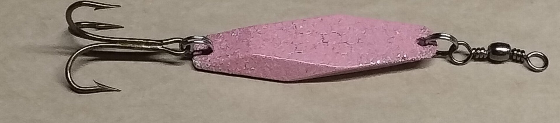 boat lure speckled pink 56gms