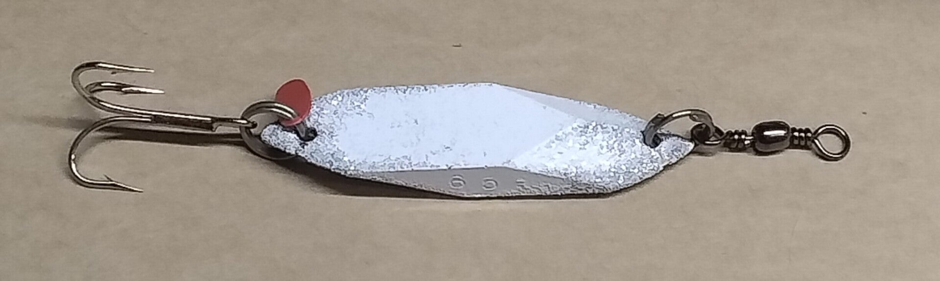 boat lure speckled white 70gms