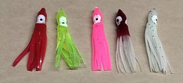 boat squid skirts random colours 5 per pack.can be used on jigs or droppers 55mm long