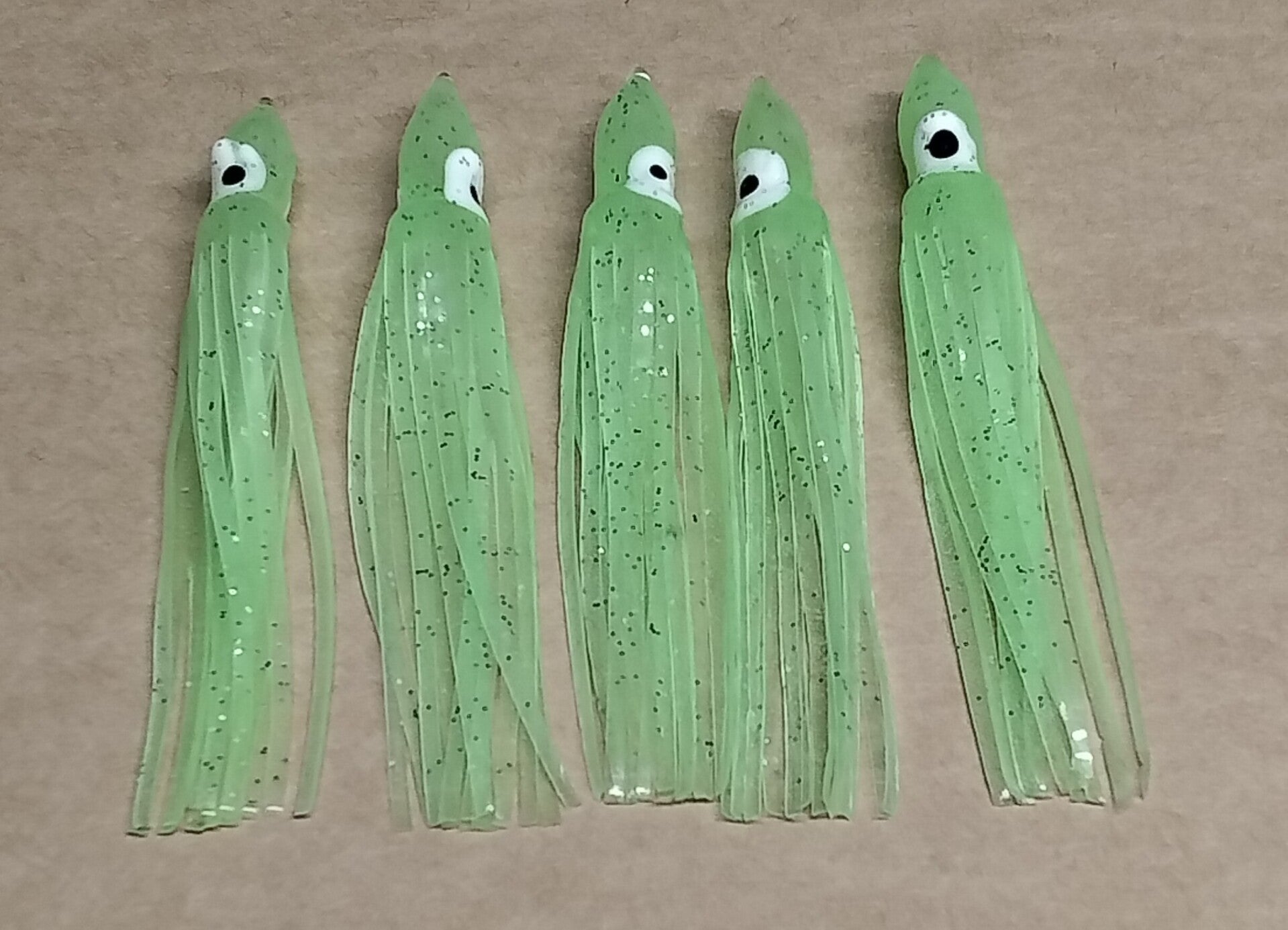 boat squid skirys 5 per pack can be used on jigs or droppers 105mm long