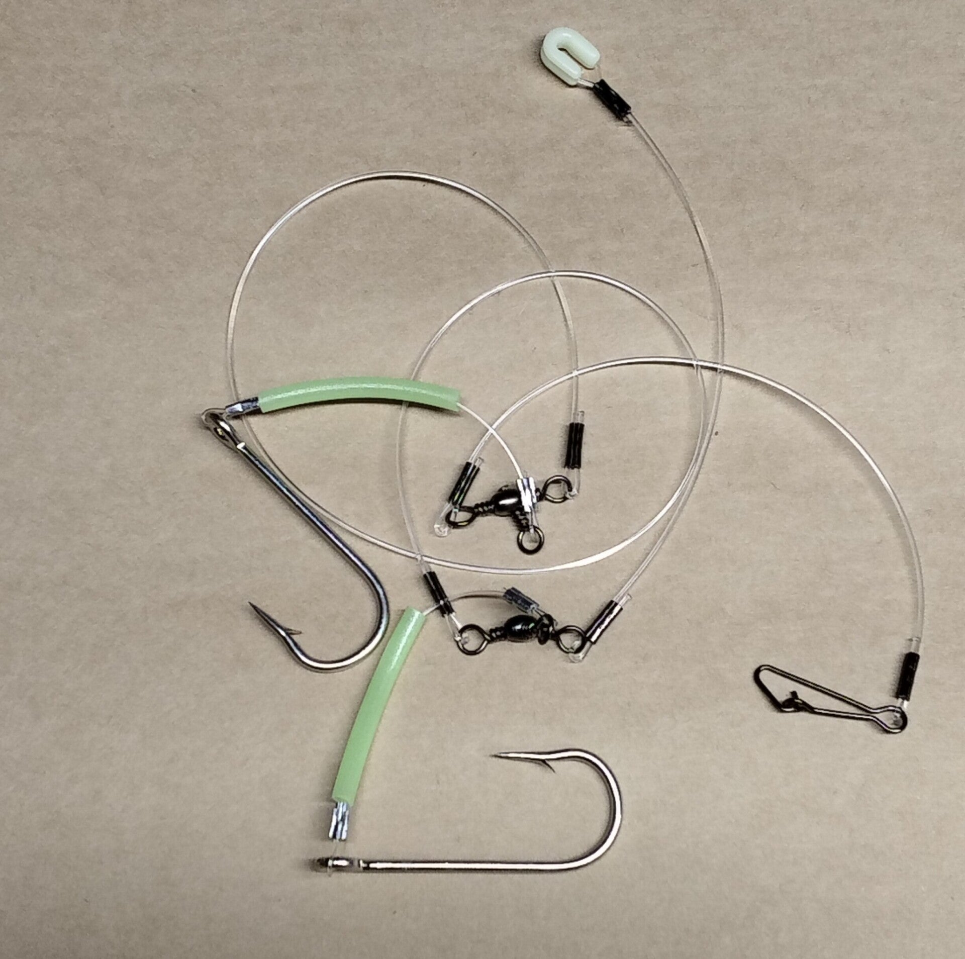 cod rig 6.0 hook green with sinker clip