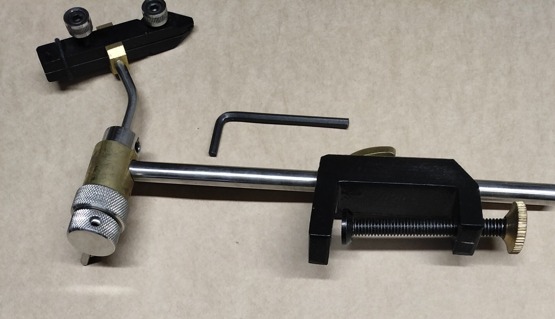 multi directional fly tying vice