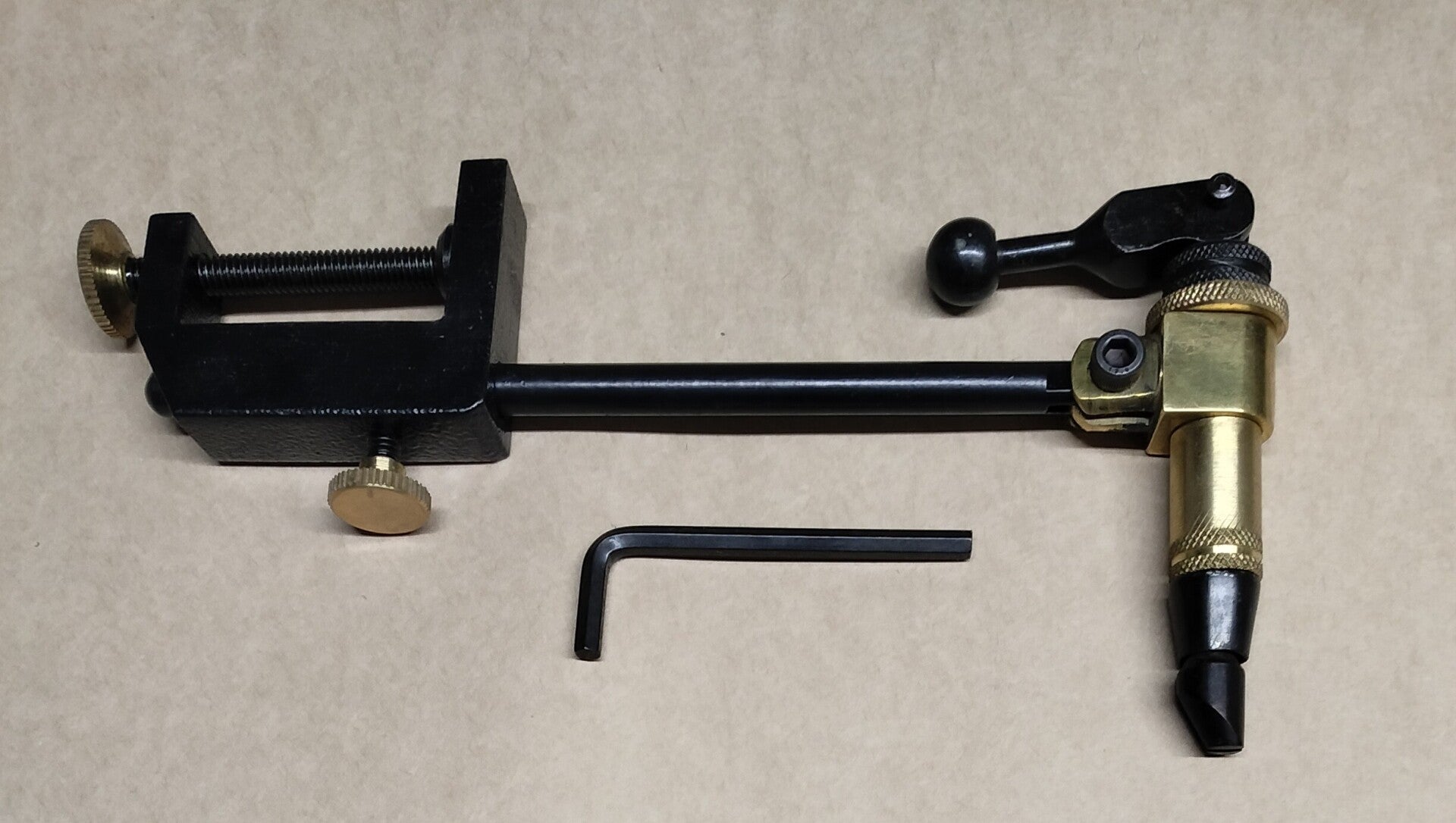 fly tying vice rotating