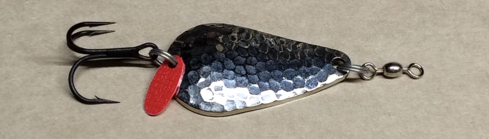 salmon hammered spoon silver 25gms