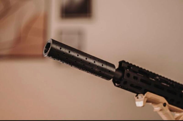 Gelochter Schalldämpfer