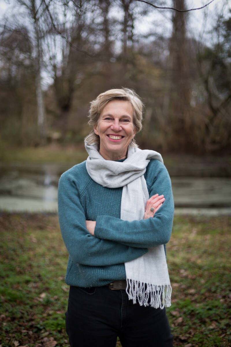 hester-extra-portretdag-januari-2023-evelien-op-weg-standard.jpg