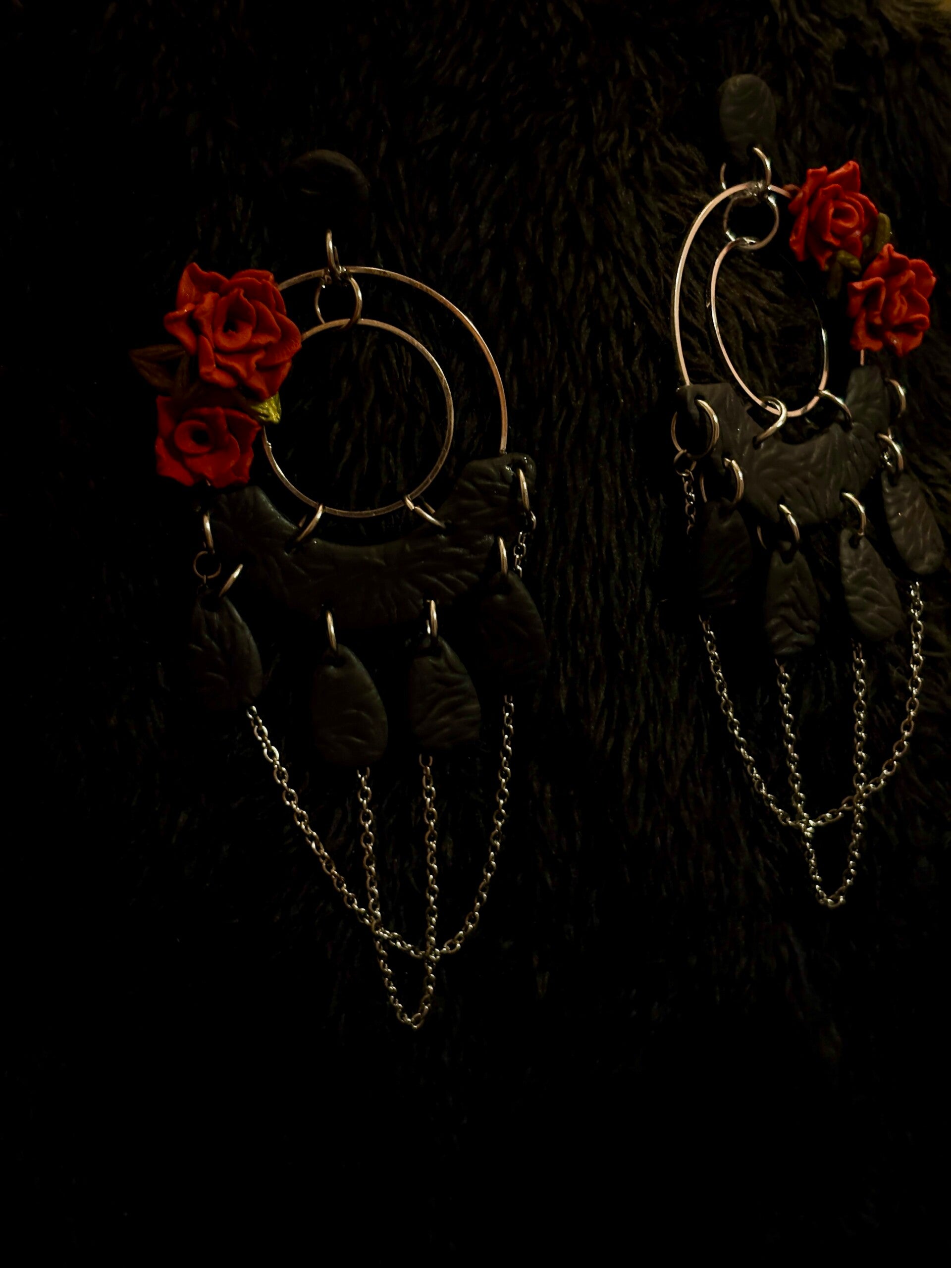 Boucle d’oreille gothique romantique