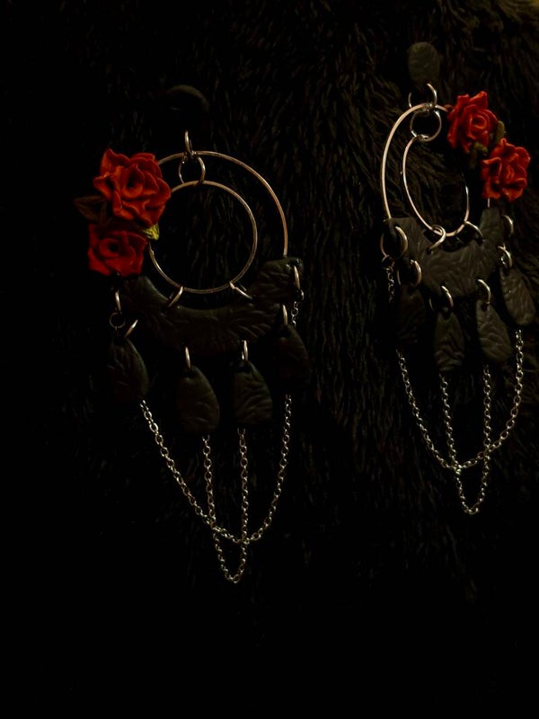 Boucle d’oreille gothique romantique