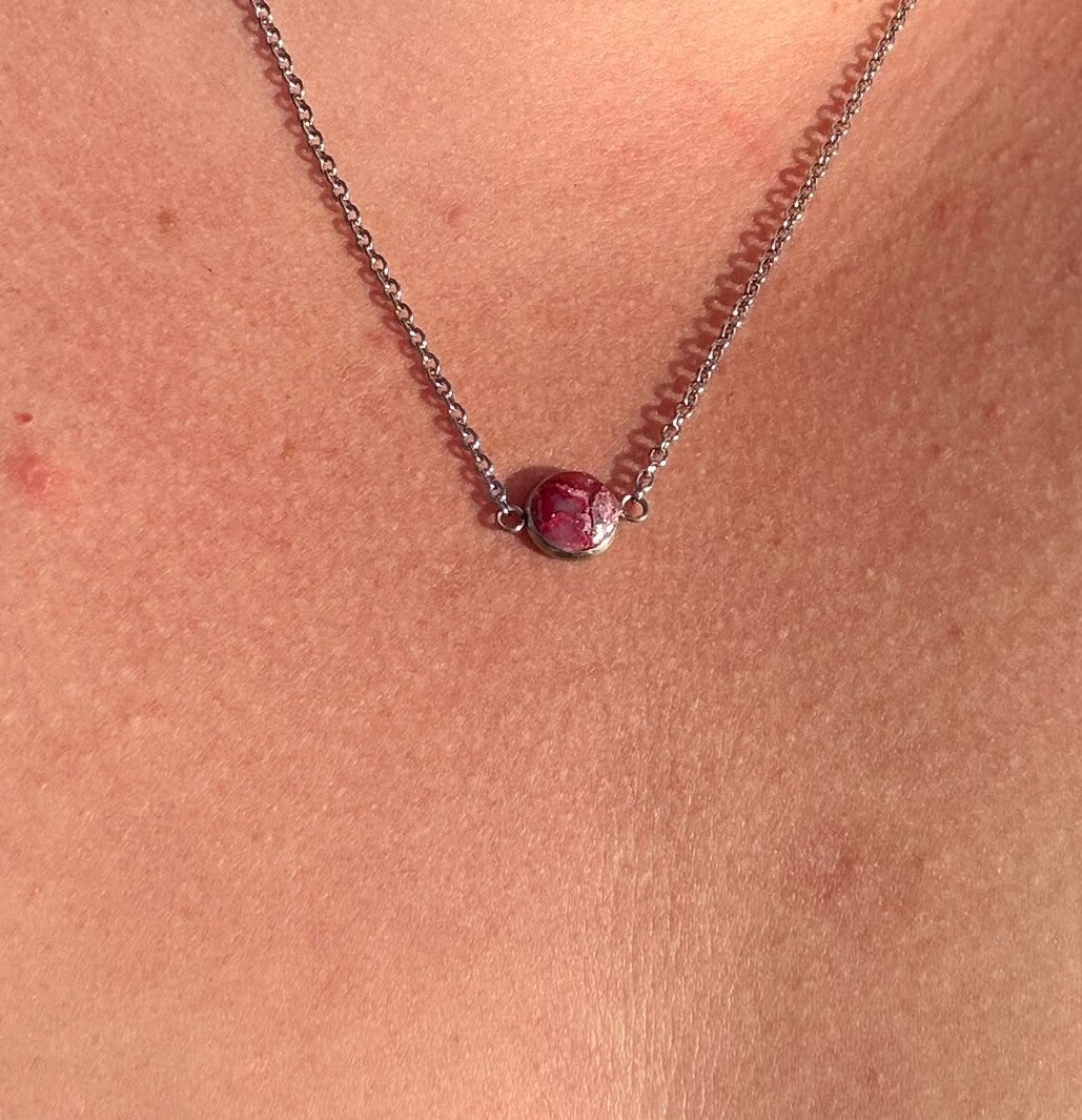 collier Mira
