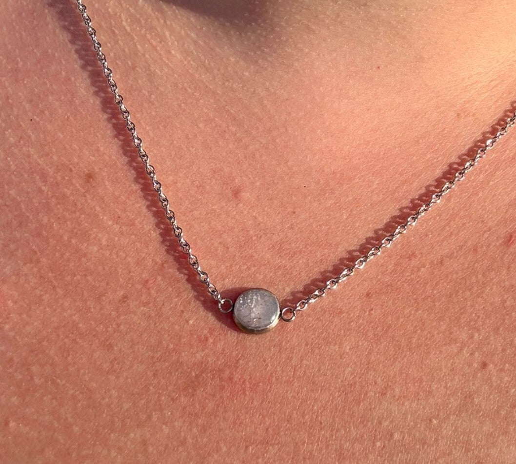 collier Mira