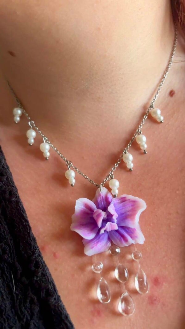collier orchidée