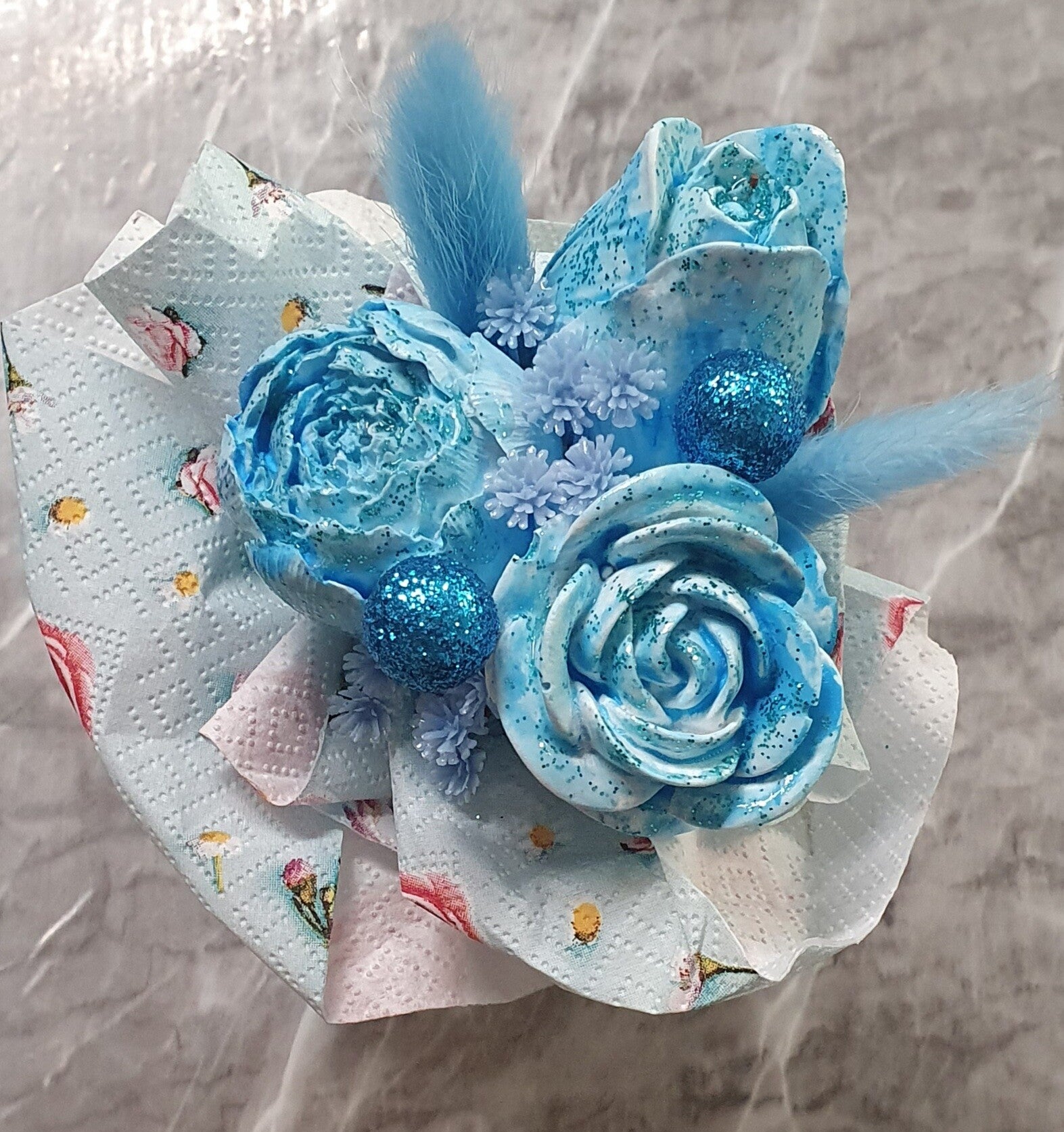 Gips Blumenstrauß klein Blau/Glitzer