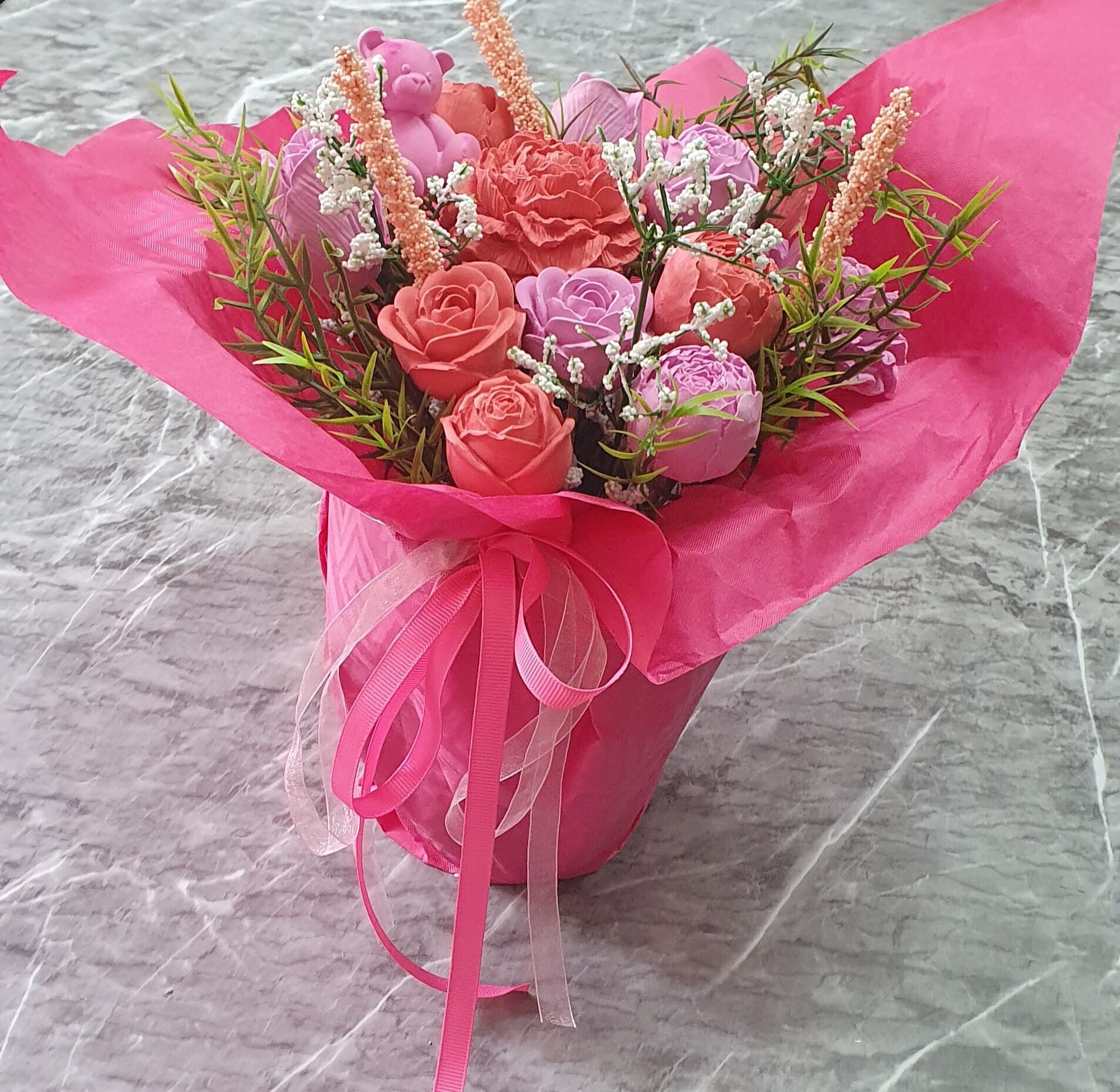 Blumenstrauß Pink/Rot Gips Groß